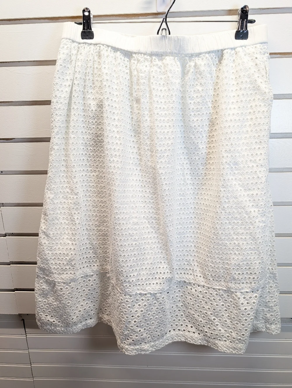 J.Crew Women's White Eyelet Midi Boho Skirt Classic Summer Style Size 10 EUC